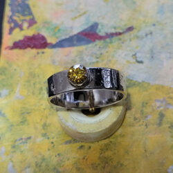 'Courage' 'I am worthy' golden yellow gem size 'T'